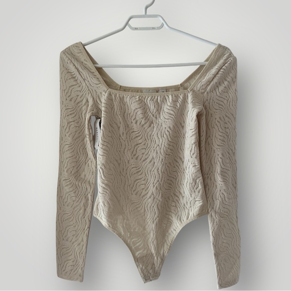 Aritzia Tops - Aritzia Babaton Shapelace Longsleeve Bodysuit Birch XS NWT Sculpting Shaping